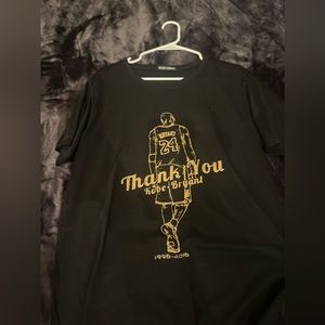 Large Kobe Bryant T shirt